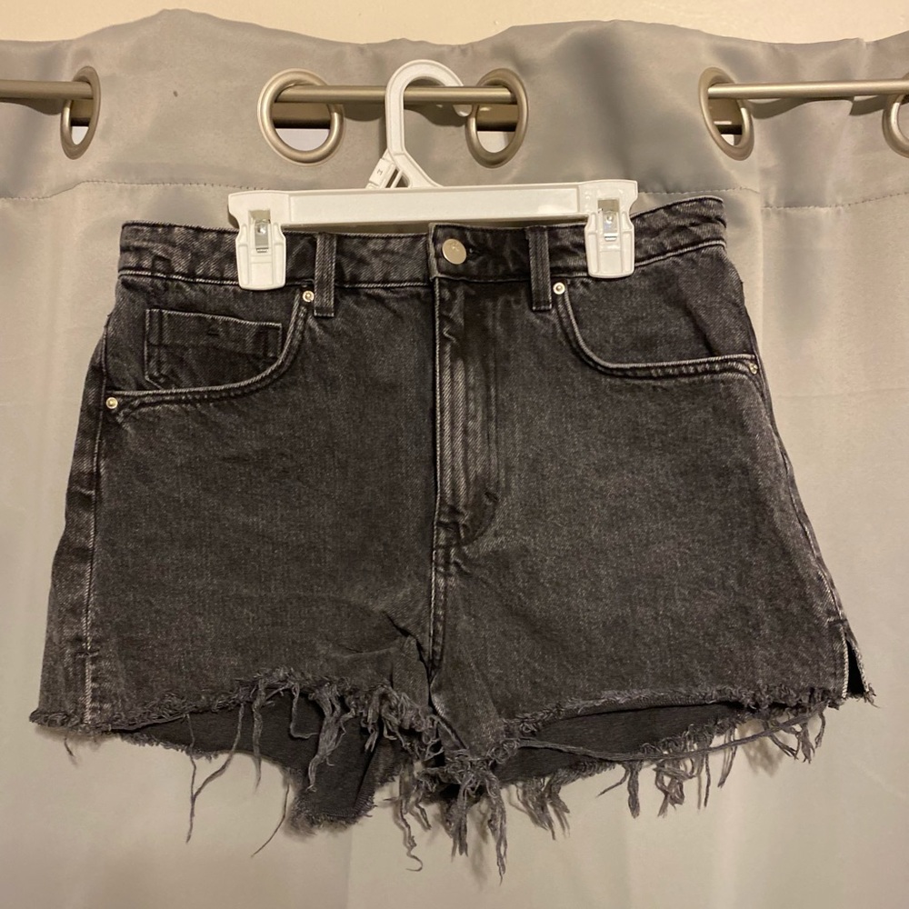 Black Zara Mom shorts size 38 size 6